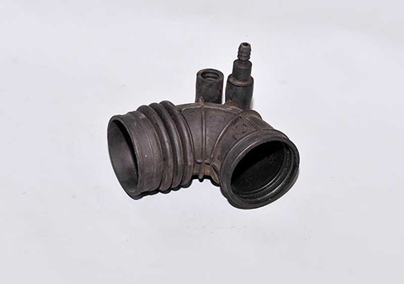 BMW Z SERİSİ ÇIKMA YEDEK PARÇA BMW-ÇIKMA-YEDEK-PARÇA--E-36-3-SEİRSİ-E-34-5SERİSİ-HAVA-AKIŞ-HORTUMU